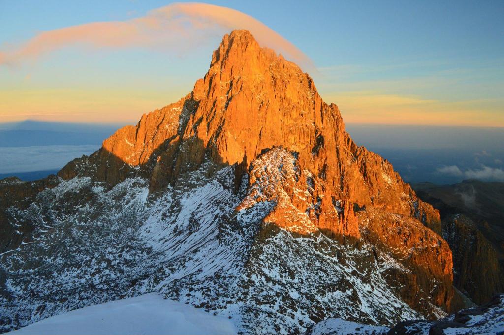 Mount Kenya Climb 2 Days 1 Night Sirimon Route